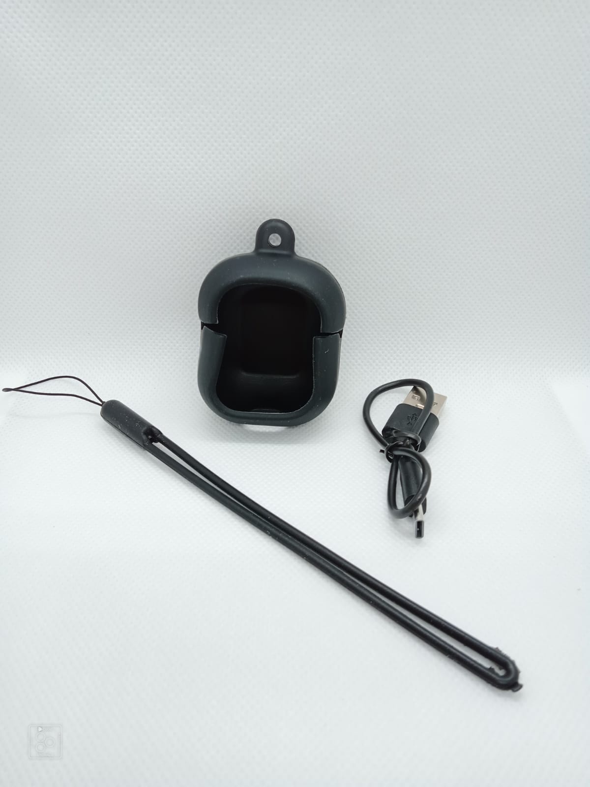 Joyroom Wireless Earbuds With Silicone Case, Black
